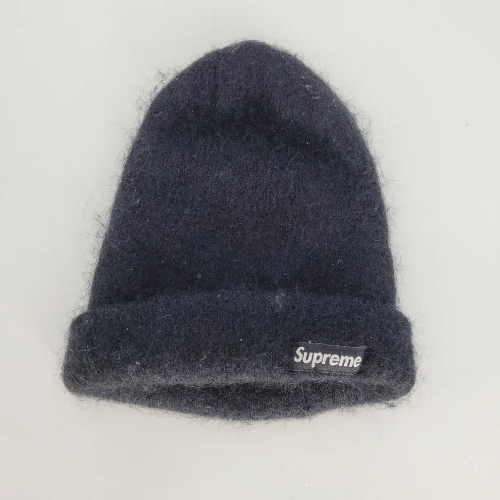 Supreme logo kid mohair wool black hat Beanie